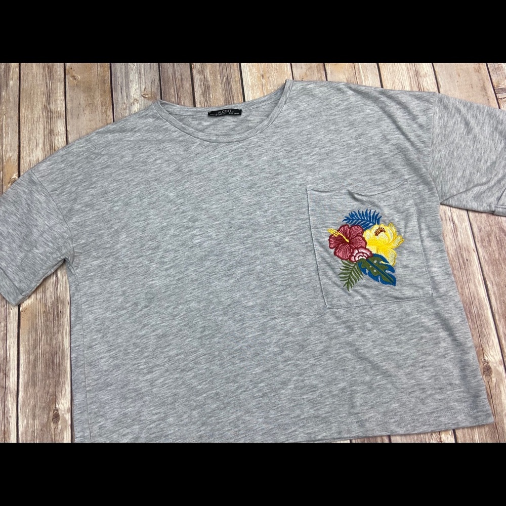 Alcott Grey Top/ Shirt w/embroidered floral pocket